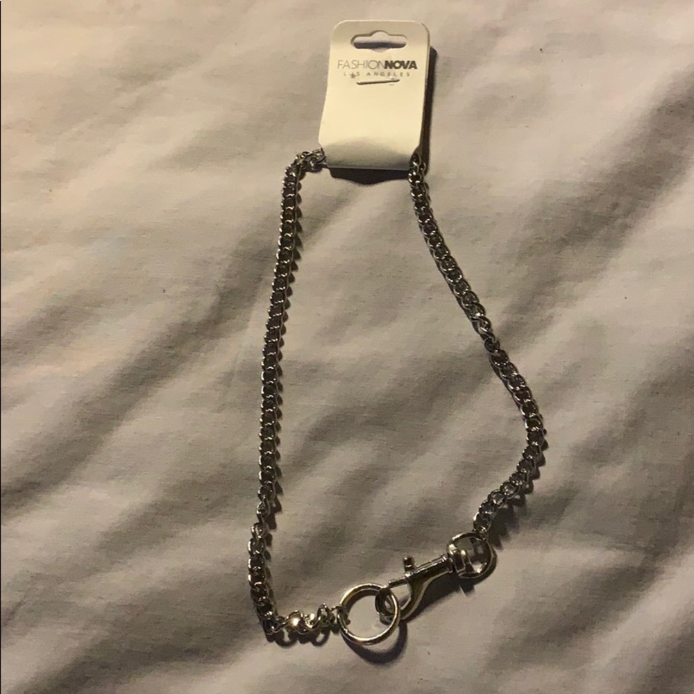 Fashion Nova Necklace NEW !!